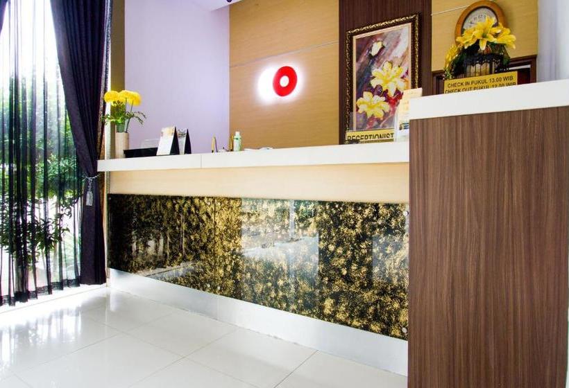 فندق Capital O 3222 Jeng Ratu Pangandaran