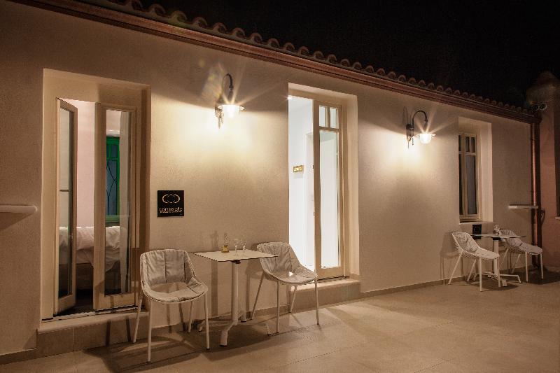 Отель Consolato Boutique