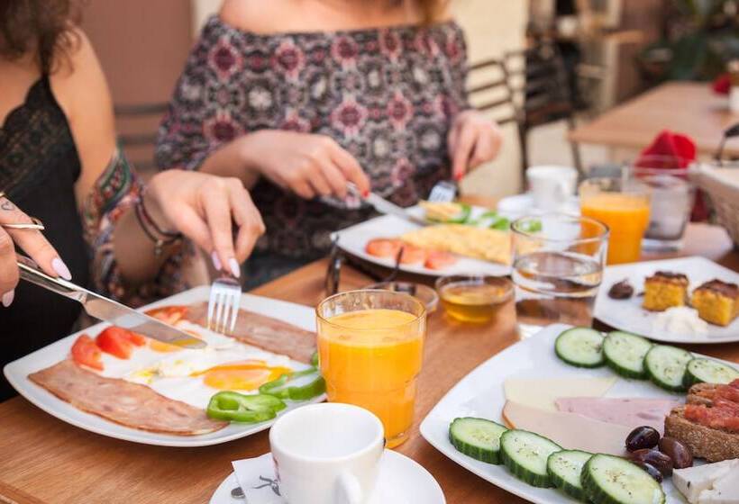 ホテル Consolato Boutique