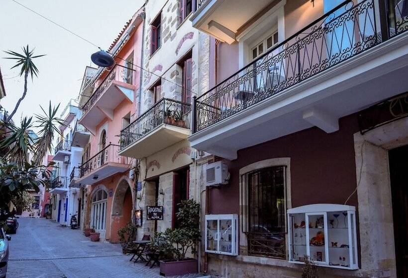 ホテル Consolato Boutique