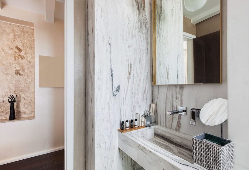 ホテル Consolato Boutique