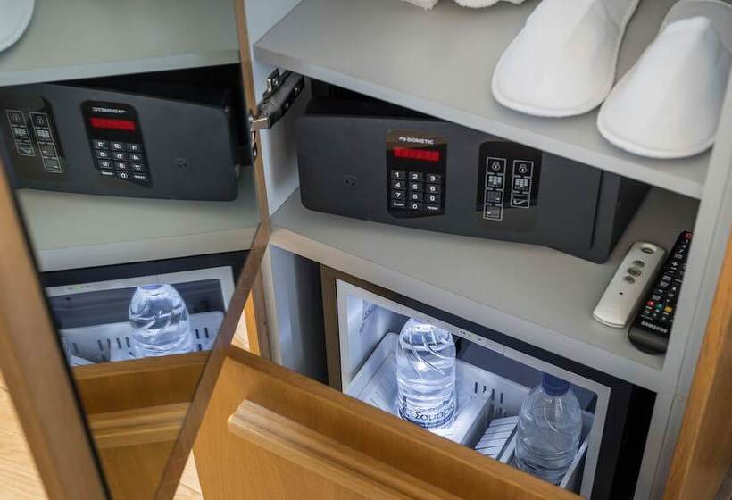 ホテル Consolato Boutique