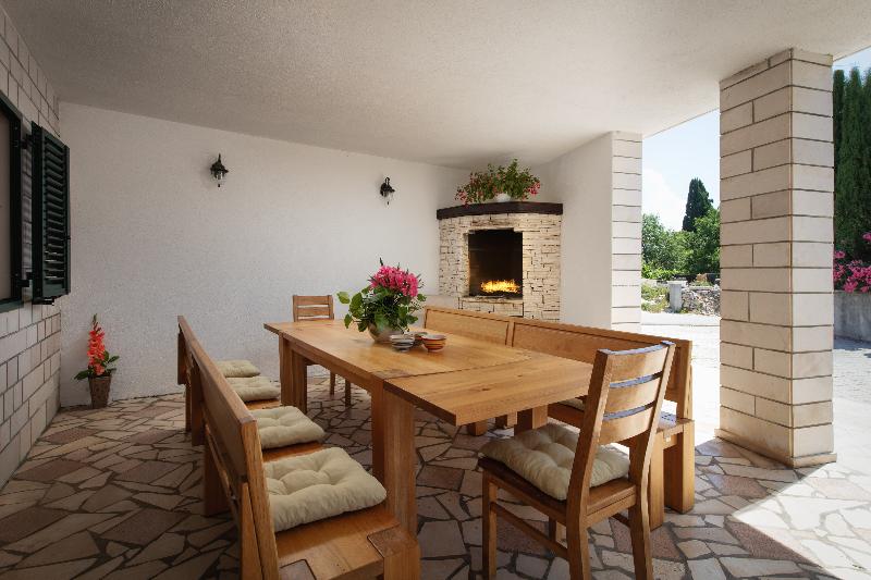 Szálloda Family Villa Vjeka With Private Pool And Large Garden