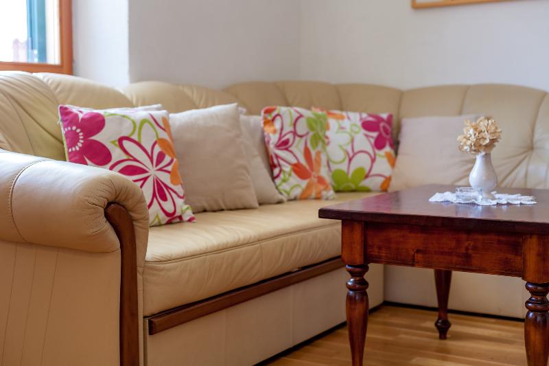 فندق Family Villa Vjeka With Private Pool And Large Garden