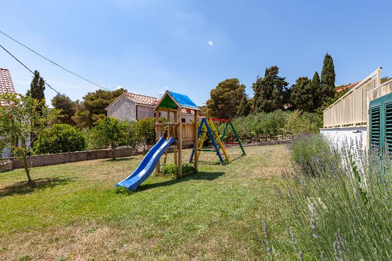 Szálloda Family Villa Vjeka With Private Pool And Large Garden