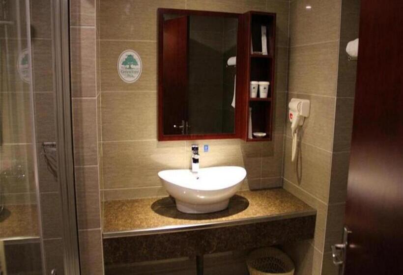 Отель Greentree Inn Nantong Tongzhou Shiji Avenue Jianghaihuangdu Express
