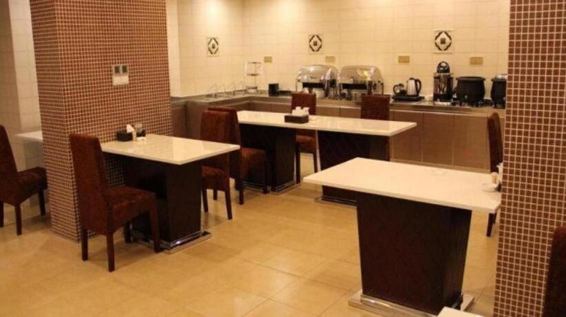 Отель Greentree Inn Nantong Tongzhou Shiji Avenue Jianghaihuangdu Express