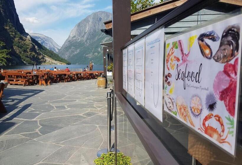 Отель Gudvangen Fjordtell