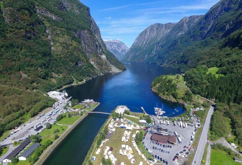 Отель Gudvangen Fjordtell