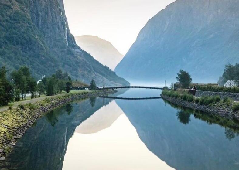 Отель Gudvangen Fjordtell