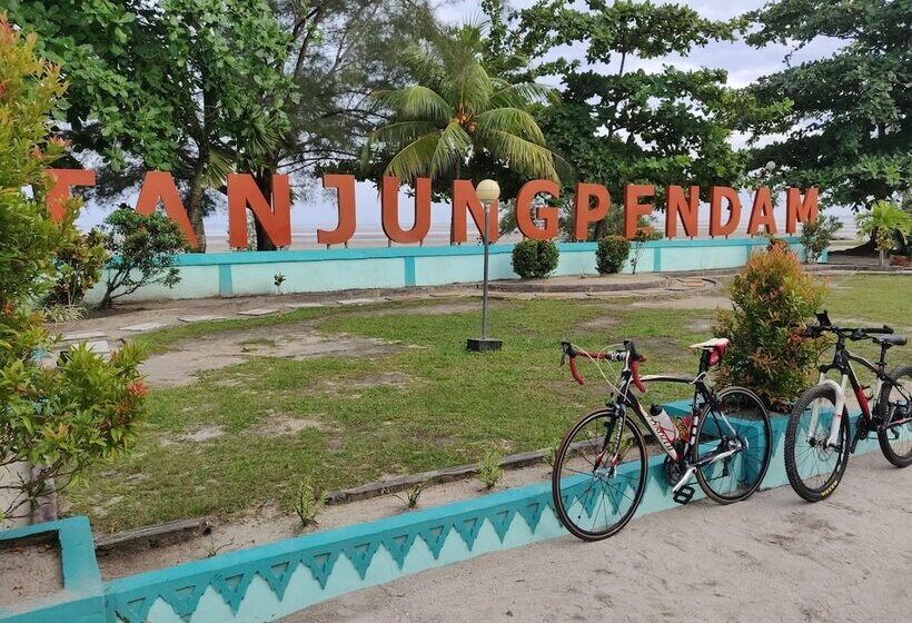 בית מלון כפרי Havana Mutiara Belitung