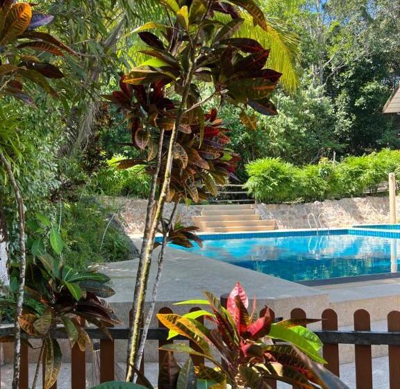 בית מלון כפרי Island View Resort Koh Chang