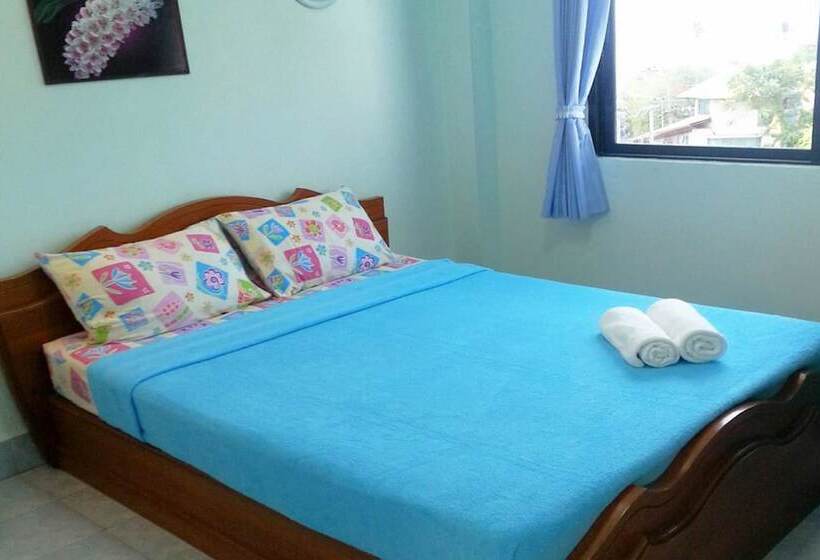 호텔 Jinda Guesthouse