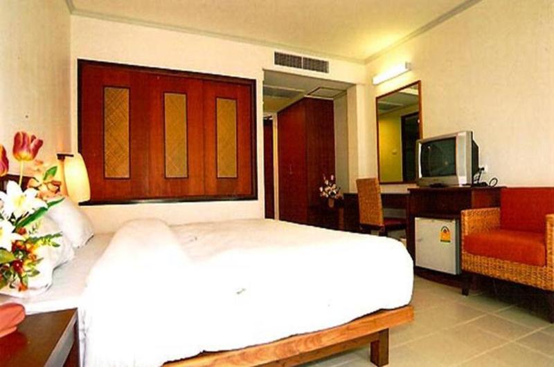 Отель Kaibae Hut Resort