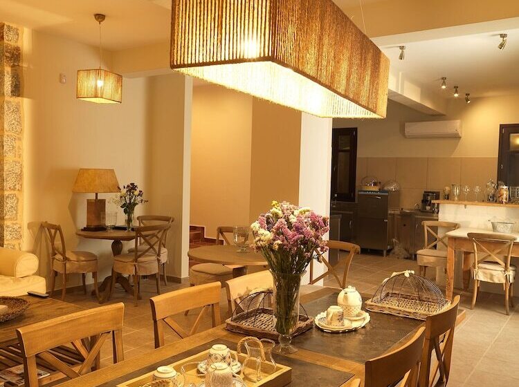 בית מלון כפרי Kamares Villas