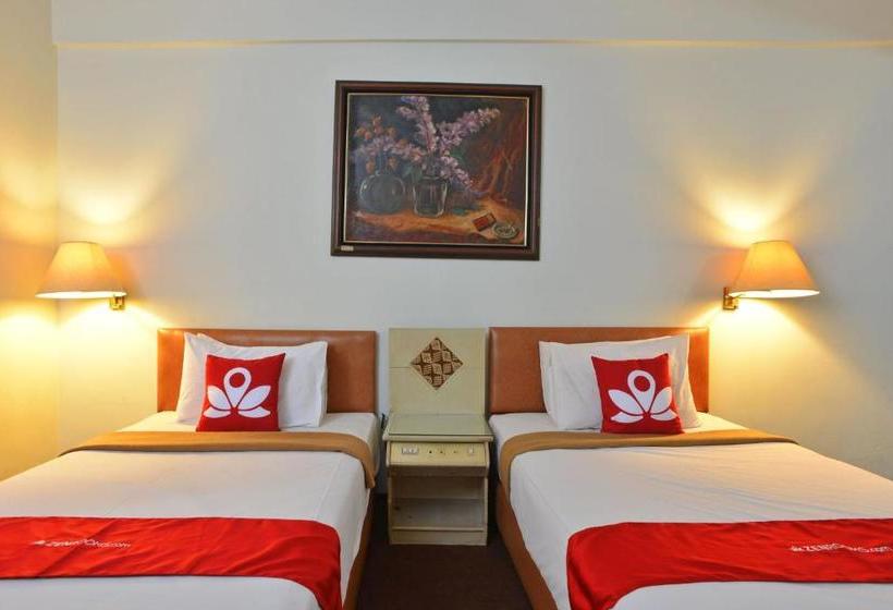 Отель Zen Rooms Basic Kebayoran