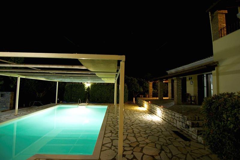 ホテル La Perla Villa