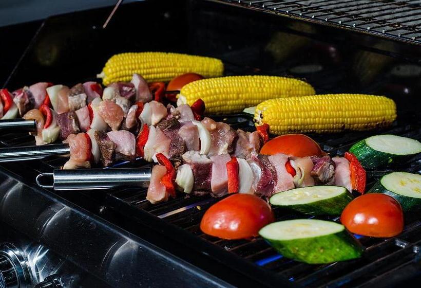 Отель Laureles Plaza