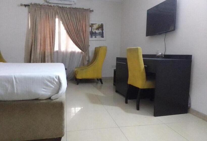 Отель 2 Bedroom Apartment