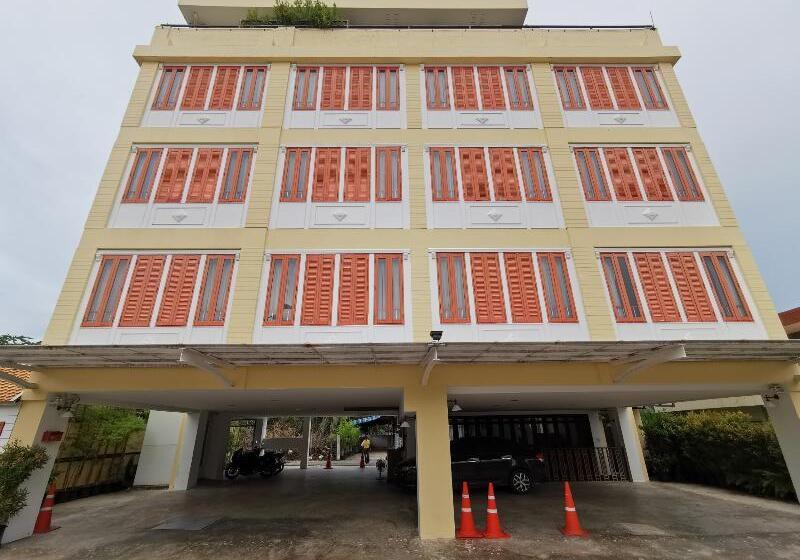 ホテル Lertnimit Boutique