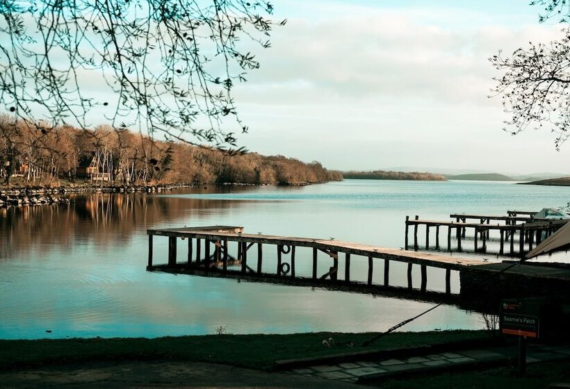 בית מלון כפרי Lusty Beg Island