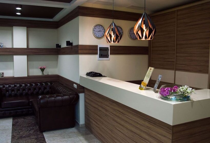 فندق Marton Osharskaya