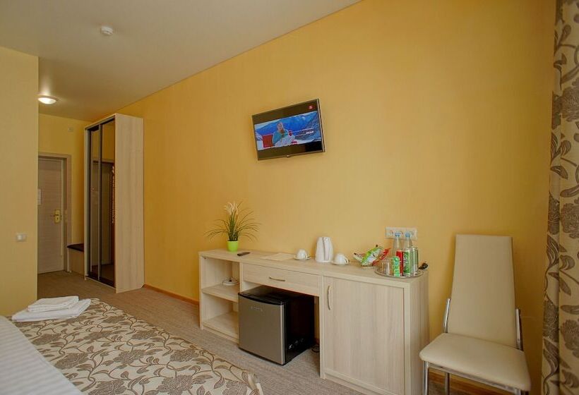 فندق Marton Osharskaya