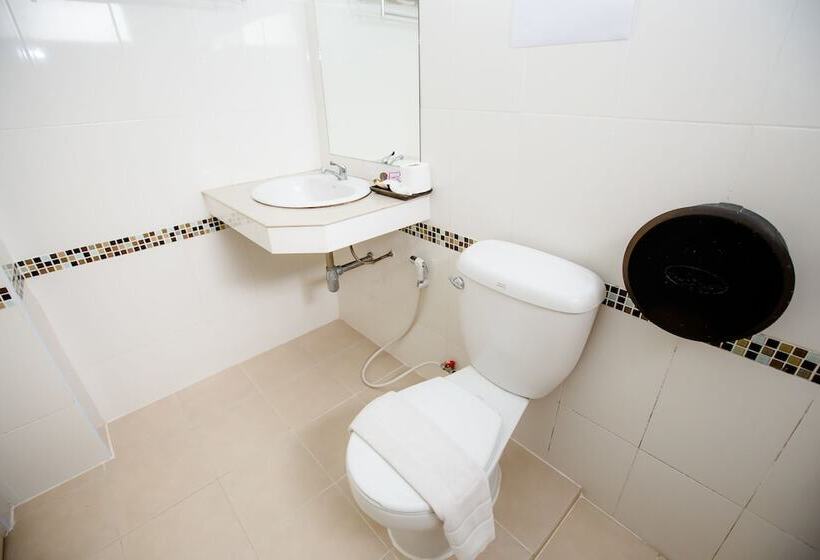 בית מלון כפרי May I Inn