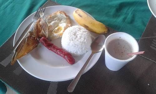 ホテル Mr. Kwiiz Lodging House And Restaurant