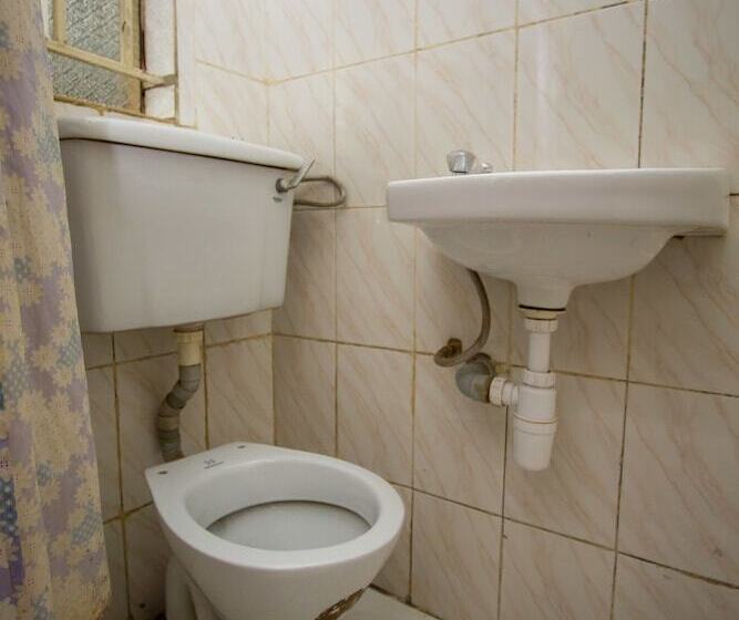 هتل Mukono Resort