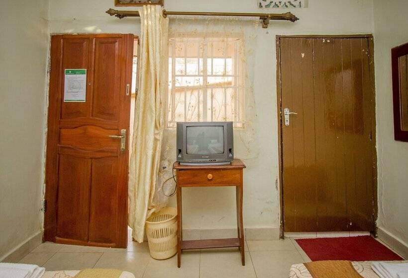 هتل Mukono Resort