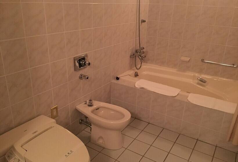 فندق Nanki Shirahama Golf Club, Nanki Shirahama Resort