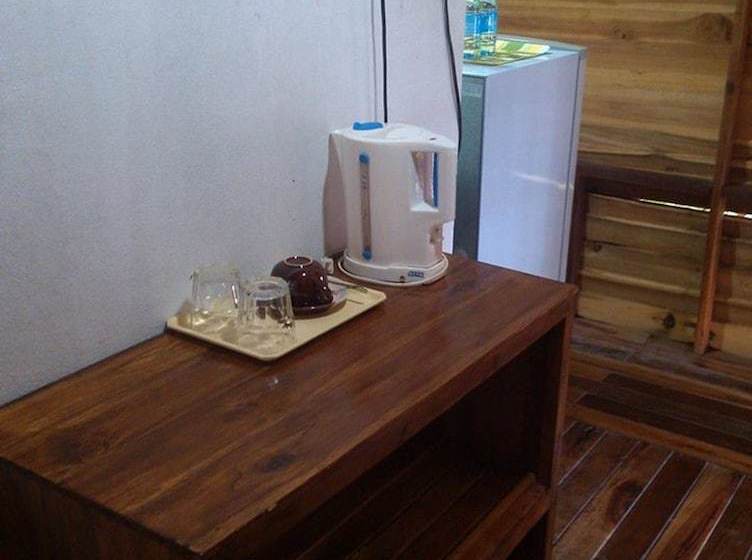 호텔 Natcha Guest House