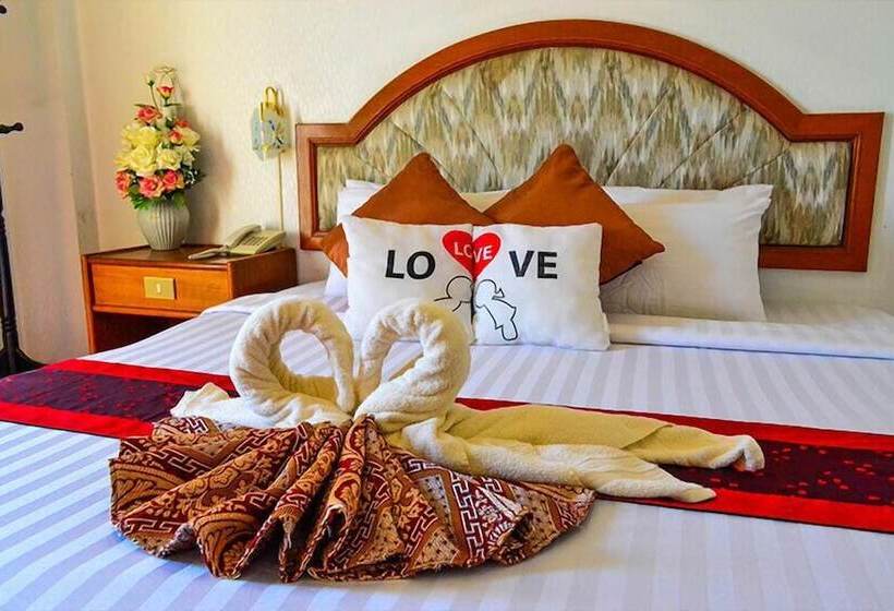 فندق Nattirat Grand