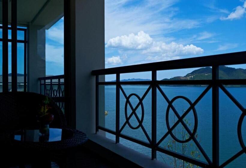 Otel New Century Resort Yuyao Siming Lake