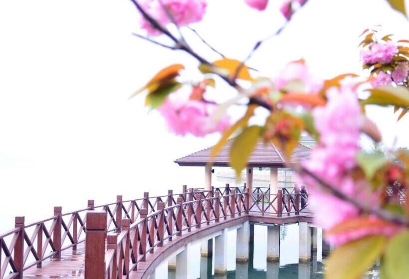 Hotel New Century Resort Yuyao Siming Lake