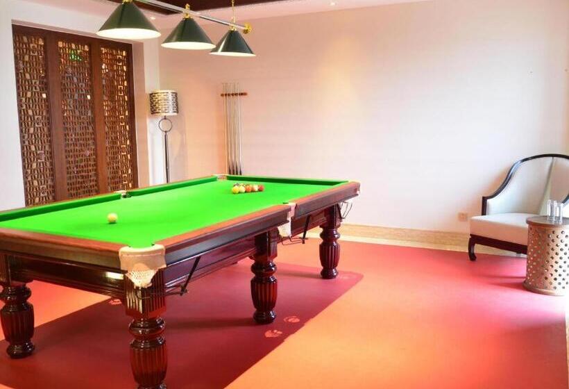 Otel New Century Resort Yuyao Siming Lake