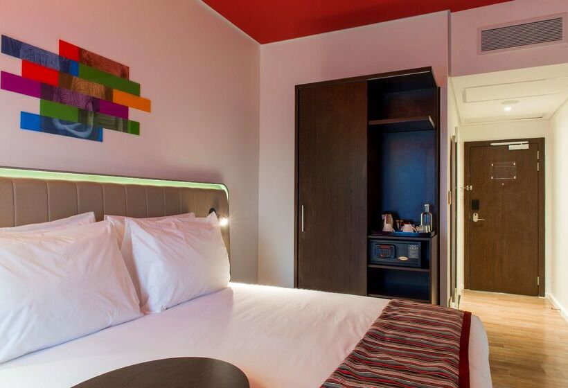 בית מלון כפרי Park Inn By Radisson Polokwane