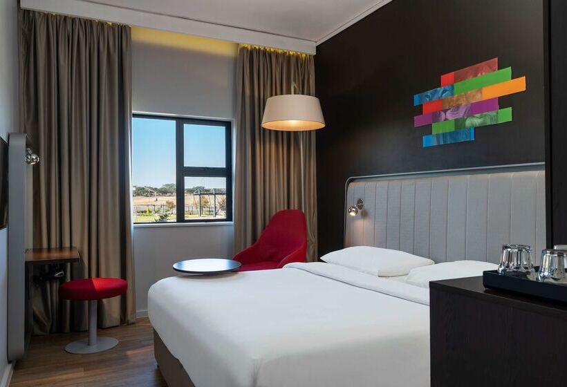בית מלון כפרי Park Inn By Radisson Polokwane
