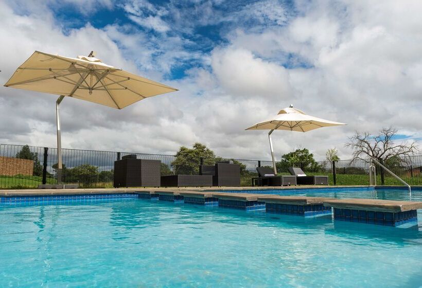 בית מלון כפרי Park Inn By Radisson Polokwane