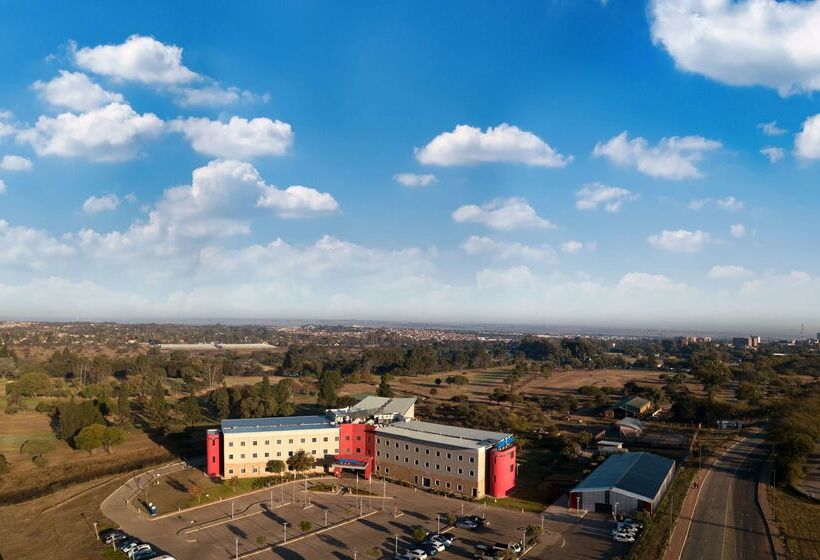 בית מלון כפרי Park Inn By Radisson Polokwane