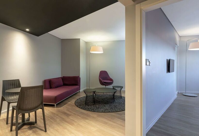 בית מלון כפרי Park Inn By Radisson Polokwane