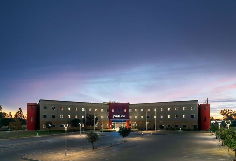 בית מלון כפרי Park Inn By Radisson Polokwane
