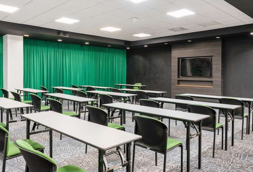 בית מלון כפרי Park Inn By Radisson Polokwane