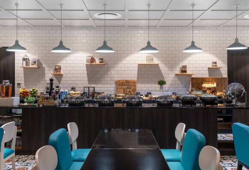 בית מלון כפרי Park Inn By Radisson Polokwane