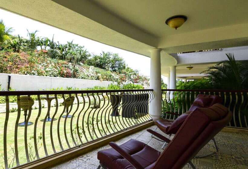 هتل Park Regis Goa