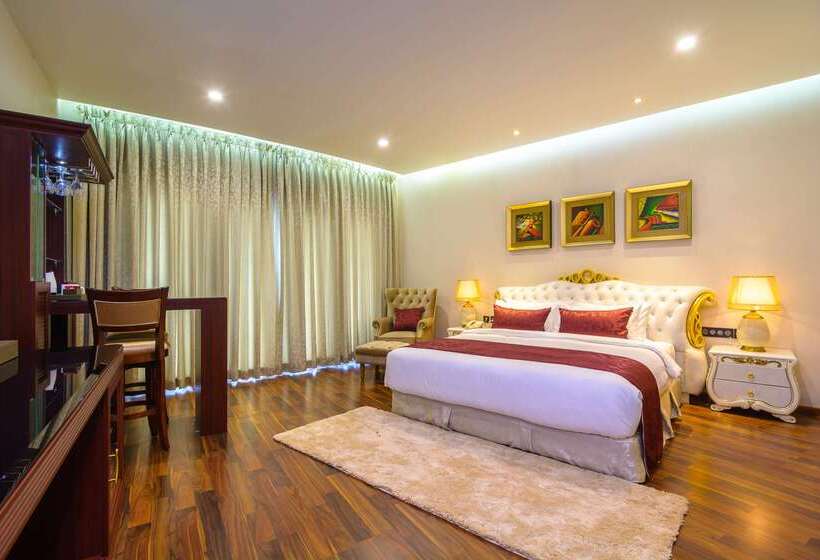 هتل Park Regis Goa