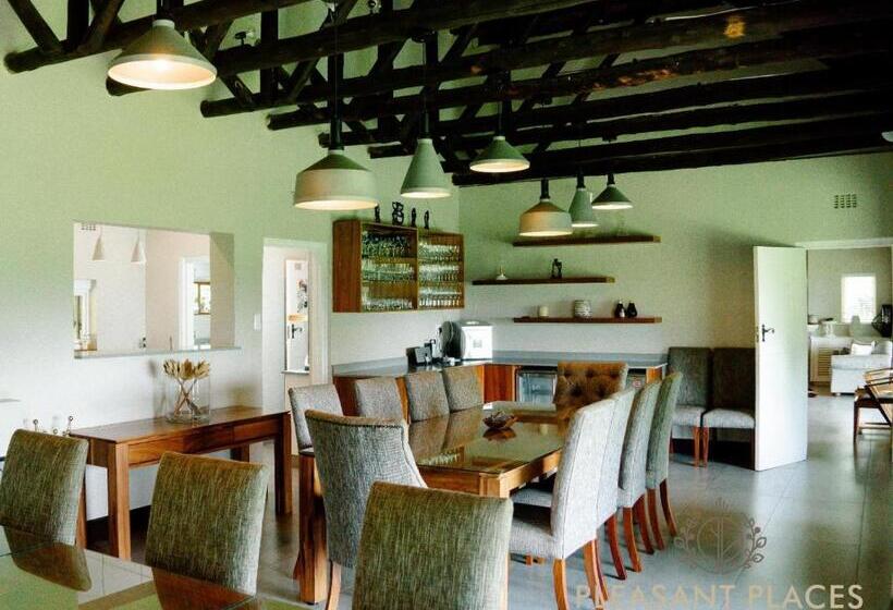 בית מלון כפרי Pleasant Places By Sanaandi