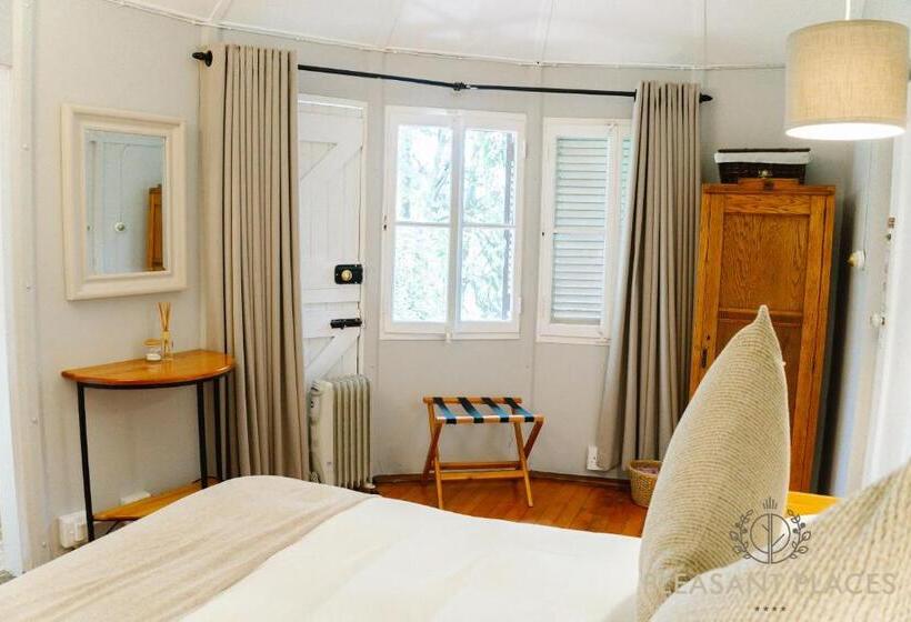 בית מלון כפרי Pleasant Places By Sanaandi