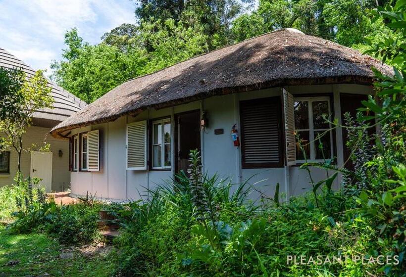 בית מלון כפרי Pleasant Places By Sanaandi